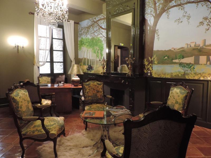 La Maison Des Consuls Мирпоа Екстериор снимка