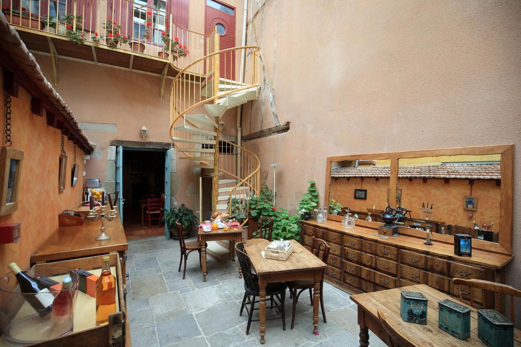 La Maison Des Consuls Мирпоа Екстериор снимка